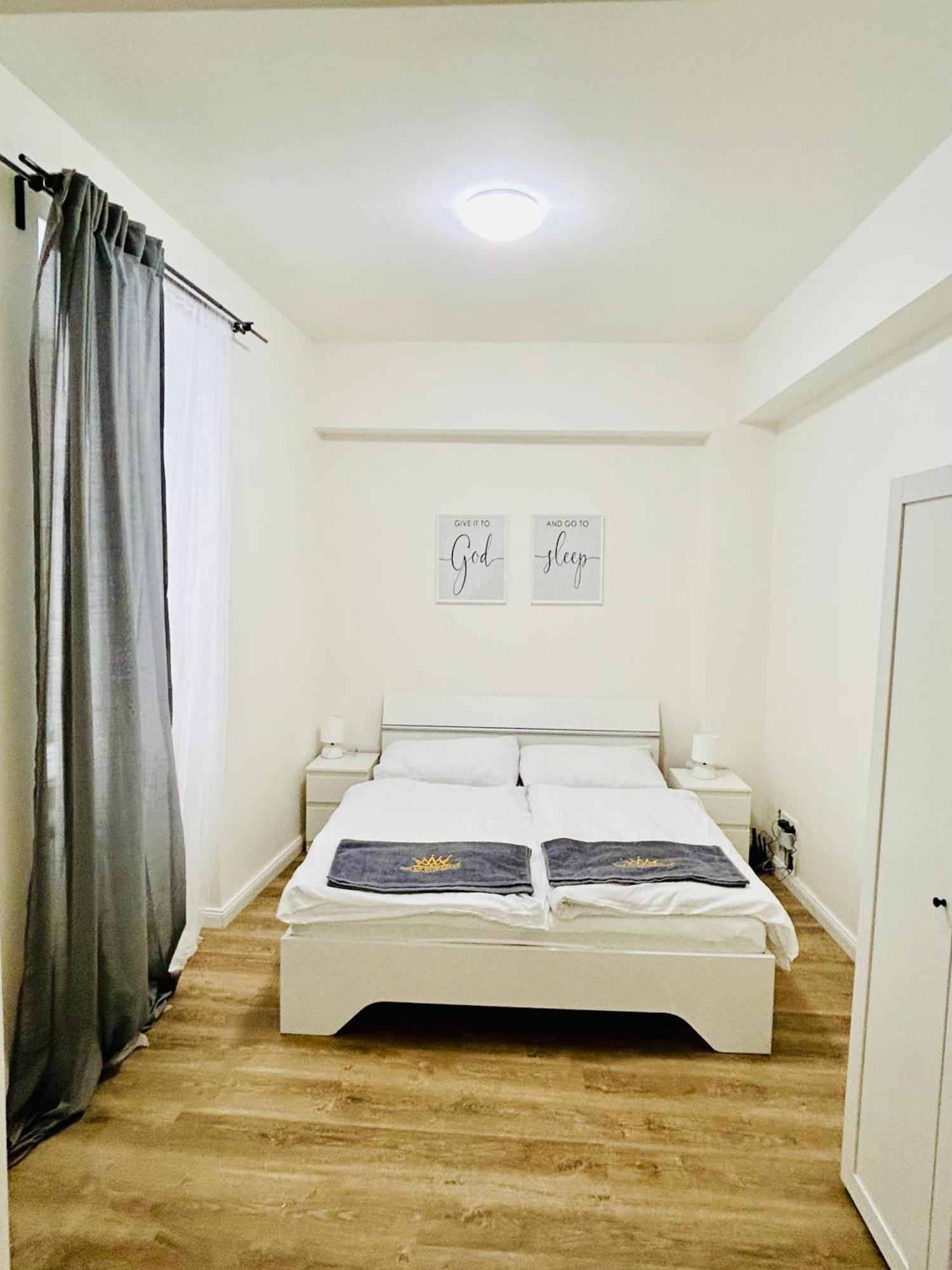 New Apartments Complex Prague Florenc Exterior photo